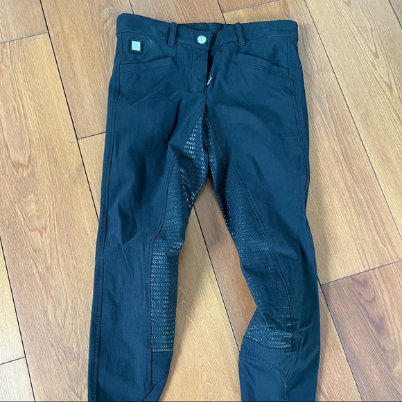 Black Equiline Full Grip Seat Breeches (only worn once) - Picture 2 of 6